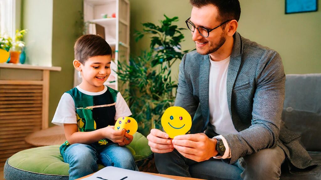 ¿Qué es y cómo fortalecer el sostén emocional en los niños?