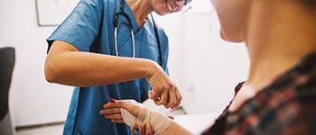 Diplomados virtuales gratis Cuidados Básicos al Paciente con Heridas UPP y Ostomías