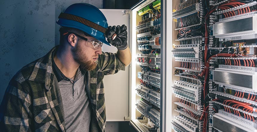 ¿Cómo estudiar electricidad y convertirse en Técnico en Electricidad Industrial?
