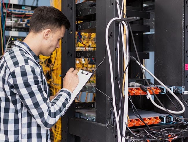 Técnica Virtual en Operación de Redes de Comunicaciones Inalámbricas