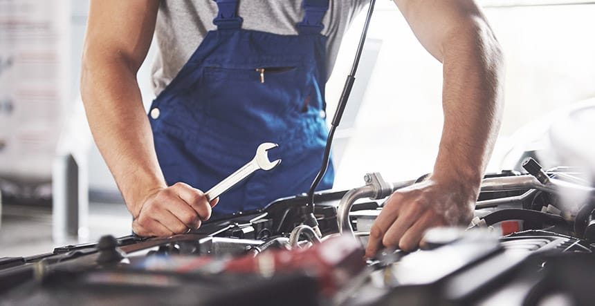 Qué competencias debe tener un mecánico de motos y dónde puede laborar