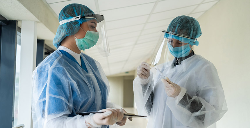 Curso de bioseguridad: aprende a prevenir riesgos en entornos clínicos