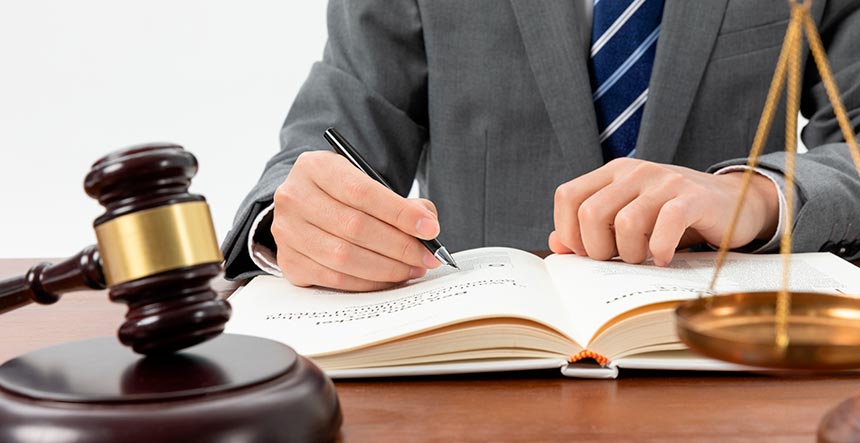 Auxiliar judicial