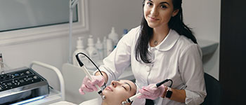 Cursos y diplomados virtuales gratis Cosmetología avanzada y tecnología estética